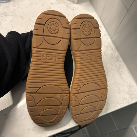 🖤NEW BLACK FUR UGG BOOTS SIZE 9.5 - Picture 5 of 6